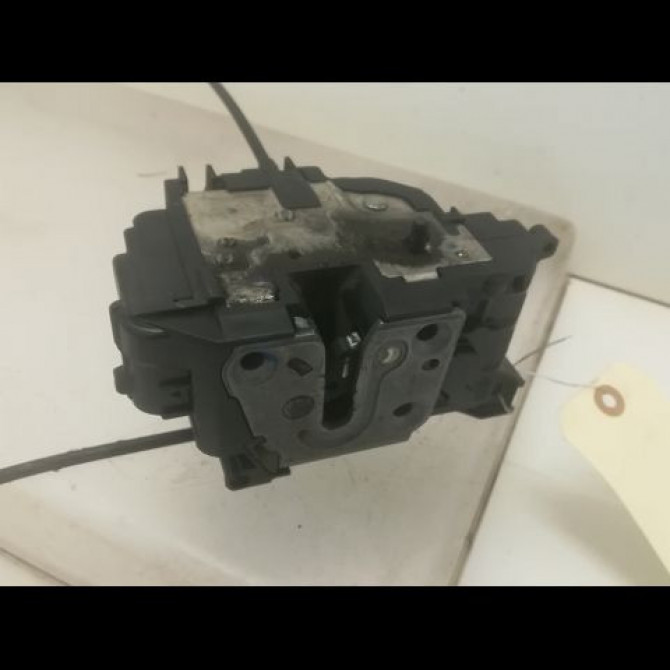 Serrure porte arg occasion RENAULT CLIO III Phase 2 03-2009->12-2014 1.5 DCI 85ch 8200300128 2