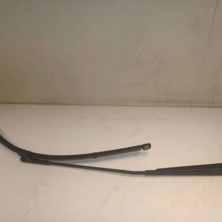 Bras essuie-glace avant droit occasion PEUGEOT 407 Phase 1 04-2004->07-2008 1.6 HDI 16v 6429X4