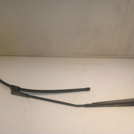 Bras essuie-glace avant gauche occasion PEUGEOT 407 Phase 1 04-2004->07-2008 1.6 HDI 16v 6429X4