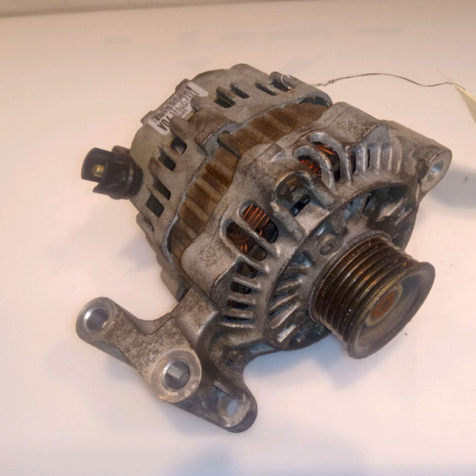 Alternateur occasion FORD FIESTA V Phase 1 09-2002->10-2005 1.4i 1592234 1