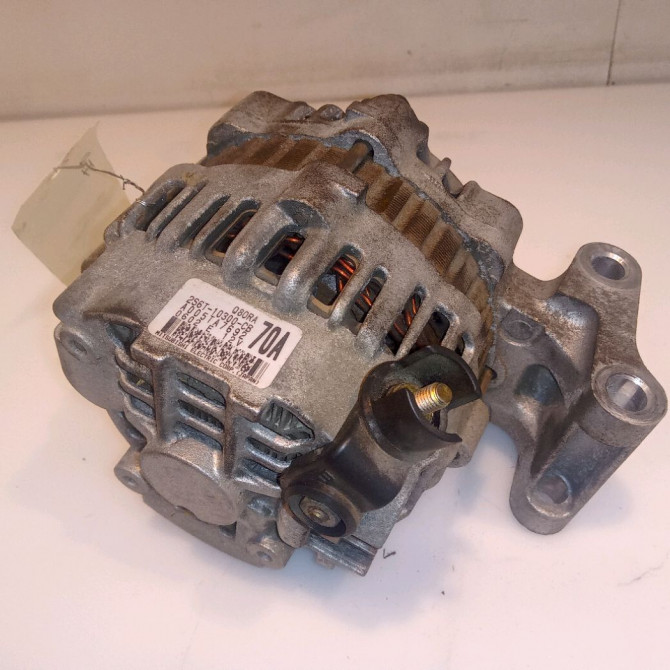 Alternateur occasion FORD FIESTA V Phase 1 09-2002->10-2005 1.4i 1592234 2