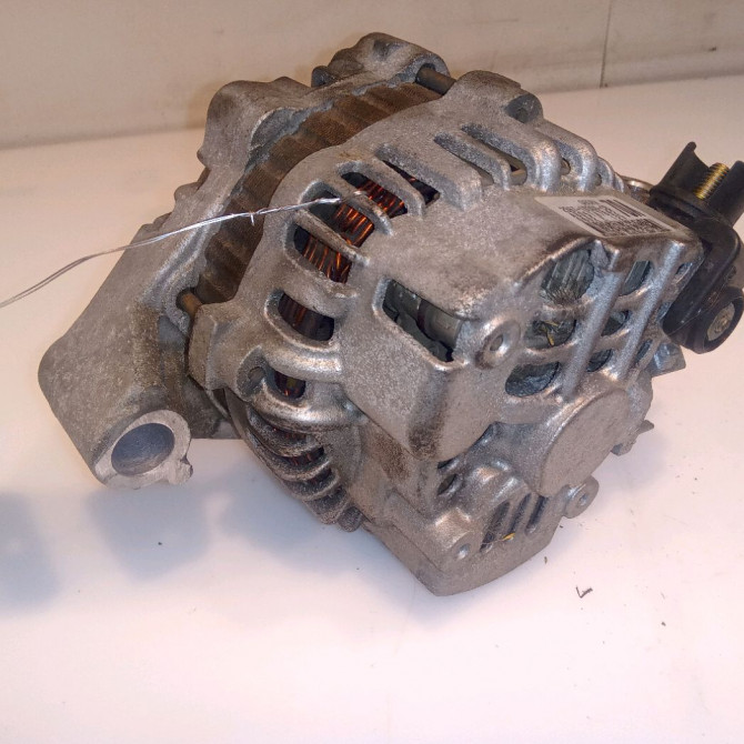 Alternateur occasion FORD FIESTA V Phase 1 09-2002->10-2005 1.4i 1592234 3