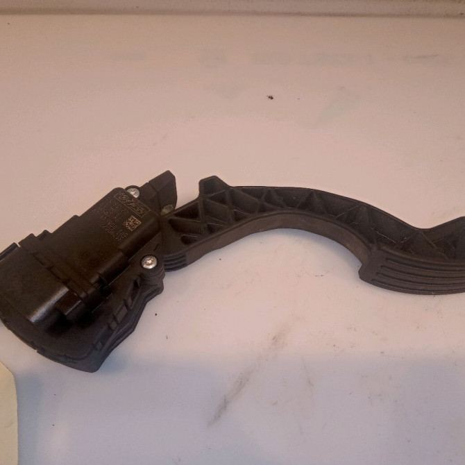 Potentiometre accelerateur occasion VOLVO C30 Phase 1 04-1995->04-1999 1.6 D 115ch 1