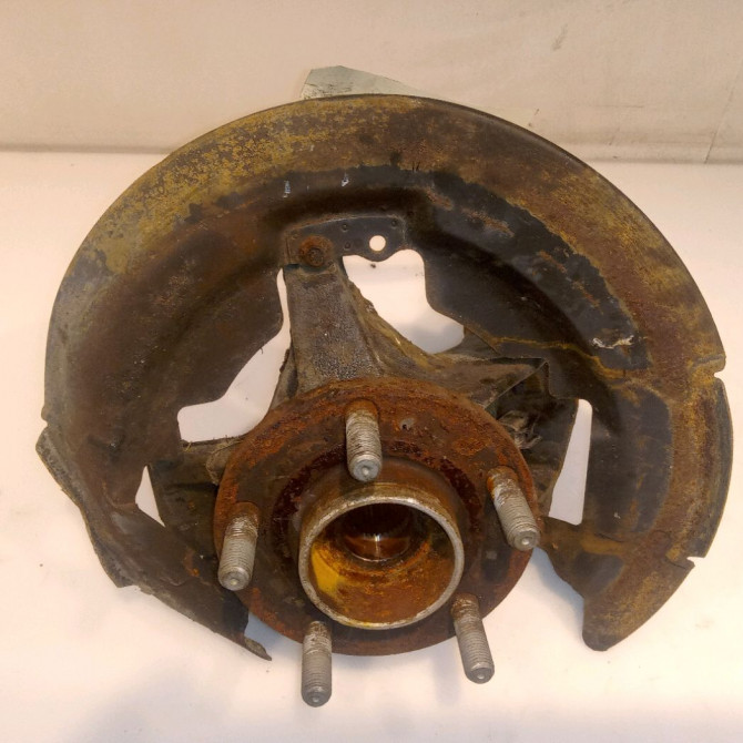 Moyeu avd occasion VOLVO C30 Phase 1 04-1995->04-1999 1.6 D 115ch 31340604 1