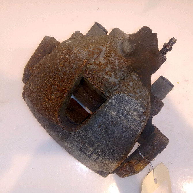 Etrier de frein avant gauche occasion VOLVO C30 Phase 1 04-1995->04-1999 1.6 D 115ch 36000731 1