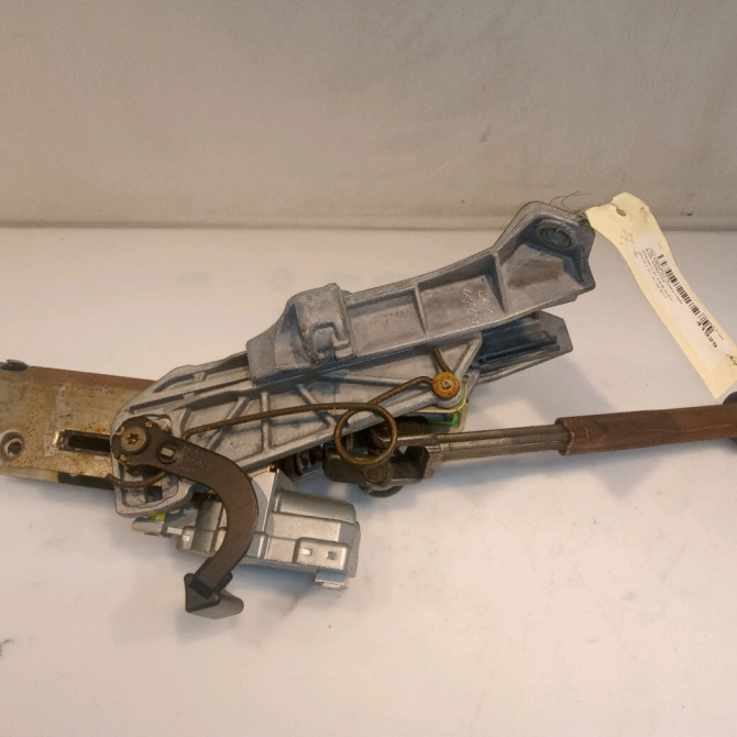 Colonne de direction non assistee occasion VOLVO C30 Phase 1 04-1995->04-1999 1.6 D 115ch 31340143 2