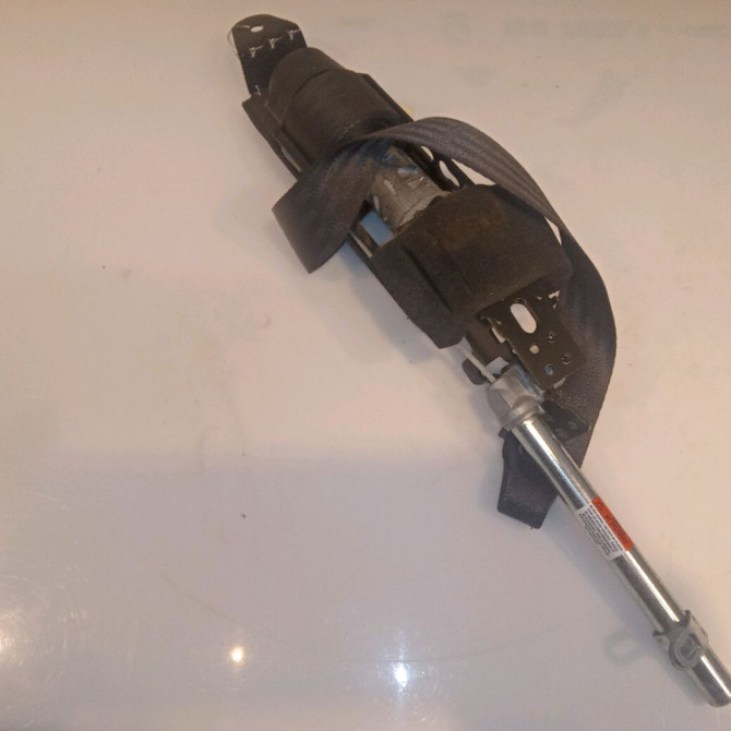 Ceinture avant gauche occasion VOLVO C30 Phase 1 04-1995->04-1999 1.6 D 115ch 31320500 2