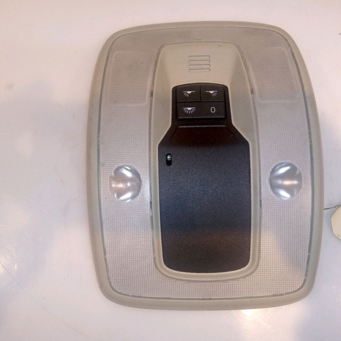 Plafonnier occasion VOLVO C30 Phase 1 04-1995->04-1999 1.6 D 115ch 30754443 1