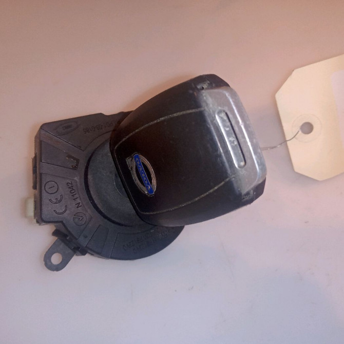 Antivol de direction occasion VOLVO C30 Phase 1 04-1995->04-1999 1.6 D 115ch 31340733 1