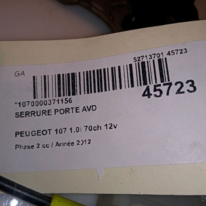 Serrure porte avd occasion PEUGEOT 107 Phase 2 01-2009->01-2012 1.0i 70ch 12v 9136V1 4