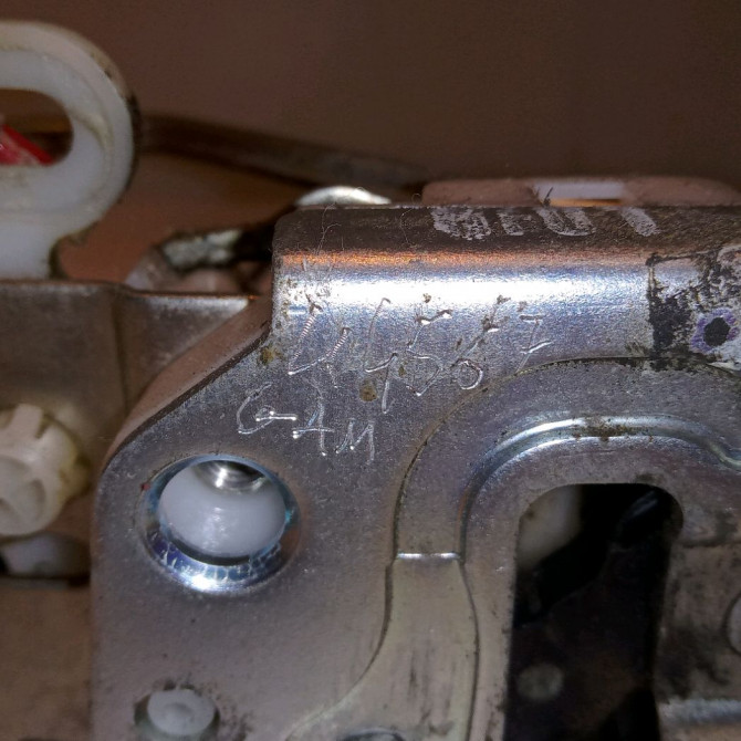 Serrure porte avg occasion CITROEN C1 I Phase 1 06-2005->11-2008 1.0i 9135T4 3