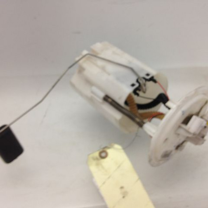 Pompe à carburant immergée occasion RENAULT MEGANE III Phase 1 11-2008->01-2012 1.4 TCE 16v 130ch 172020033R 3