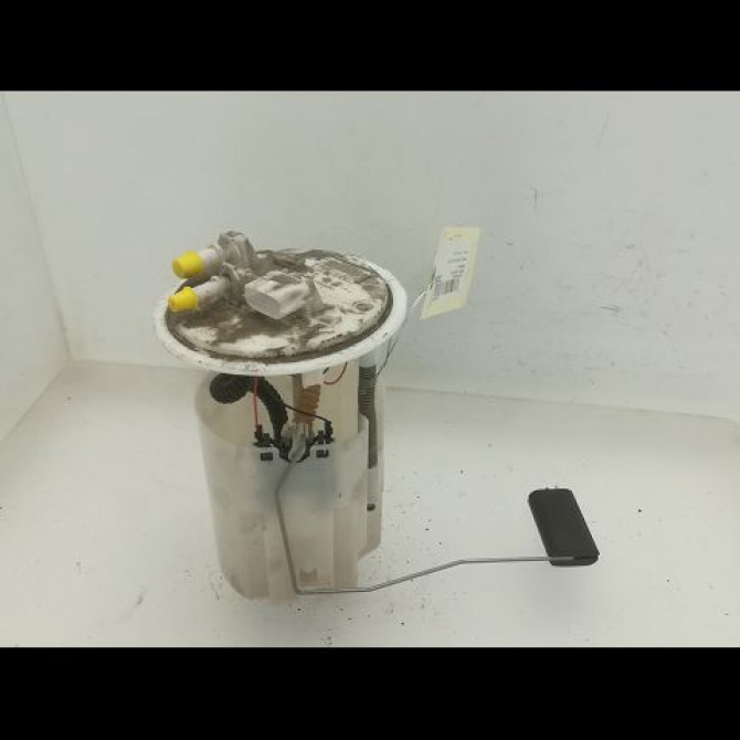 Pompe à carburant immergée occasion RENAULT MEGANE III Phase 1 11-2008->01-2012 1.5 DCI 105ch 172020033R 1