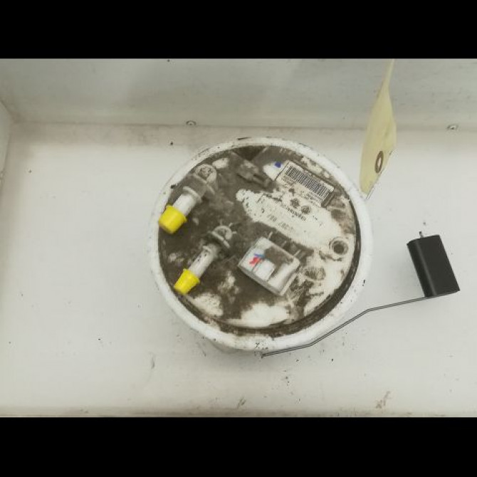 Pompe à carburant immergée occasion RENAULT MEGANE III Phase 1 11-2008->01-2012 1.5 DCI 105ch 172020033R 2