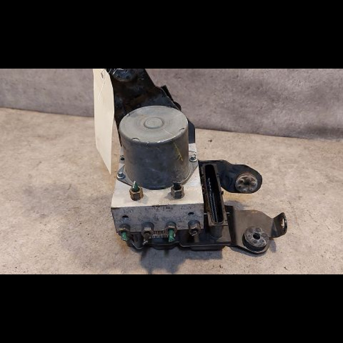 Unité hydraulique ABS occasion RENAULT MEGANE II Phase 2 01-2006->06-2009 1.9 DCI 130ch 7701063867 1