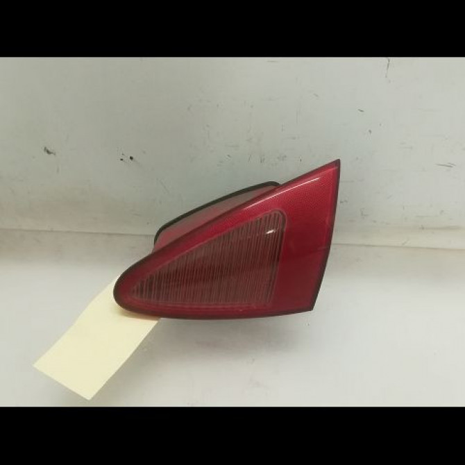 Feu arrière intérieur droit occasion ALFA ROMEO 147 Phase 1 09-2000->09-2004 1