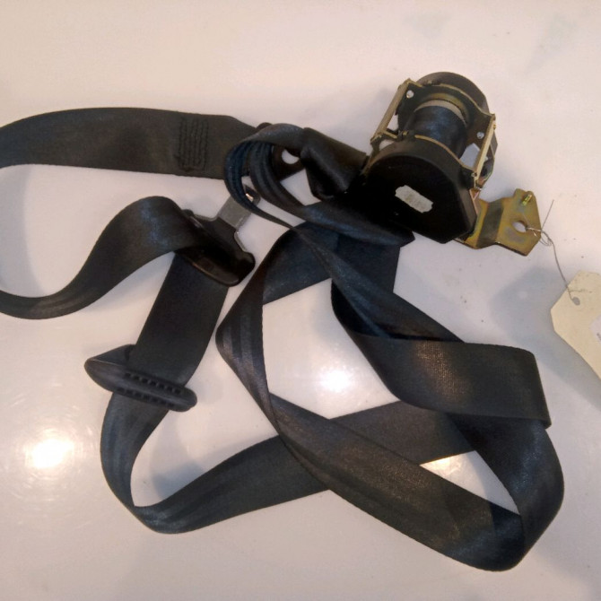 Ceinture avant droite occasion CITROEN SAXO Phase 2 09-1999->12-2004 1.5D 8973Y8 1