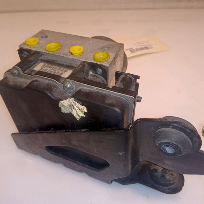 Unité hydraulique ABS occasion RENAULT MEGANE II Phase 2 01-2006->06-2009 1.9 DCI 130ch 7701063867 1