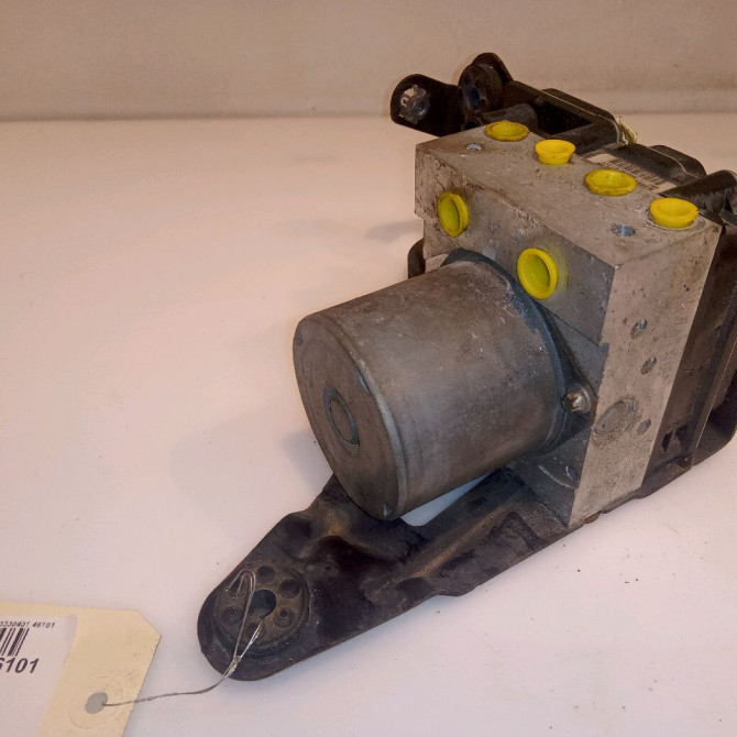 Unité hydraulique ABS occasion RENAULT MEGANE II Phase 2 01-2006->06-2009 1.9 DCI 130ch 7701063867 2