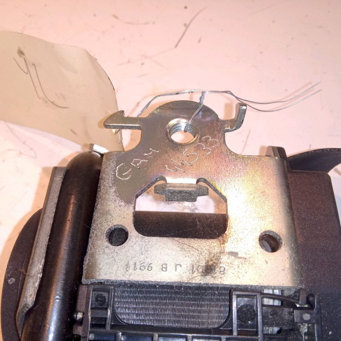 Ceinture avant gauche occasion PEUGEOT 308 I Phase 1 09-2007->03-2011 1.6 HDI 16v 90ch 8975K6 2