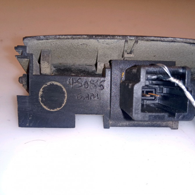 Actionneur serrure hayon occasion PEUGEOT 308 I Phase 1 SW 05-2008->03-2011 1.6 HDI 110ch 3