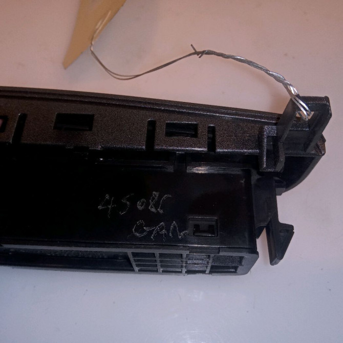 Bouton de warning occasion PEUGEOT 308 I Phase 1 SW 05-2008->03-2011 1.6 HDI 110ch 3