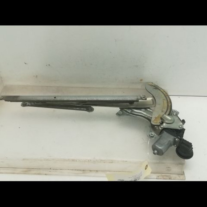 Mecanisme+moteur leve-glace avg occasion DAIHATSU TREVIS Phase 1 09-2006->12-2011 1.0i 58ch 69802B2050 1