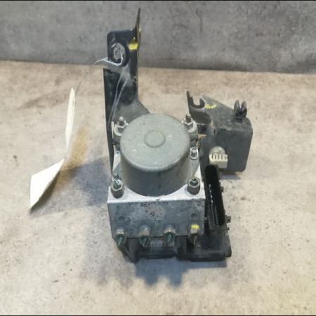 Unité hydraulique ABS occasion DACIA LOGAN I Phase 2 MVC 10-2008->01-2013 1.5 DCI 85ch 8201063079