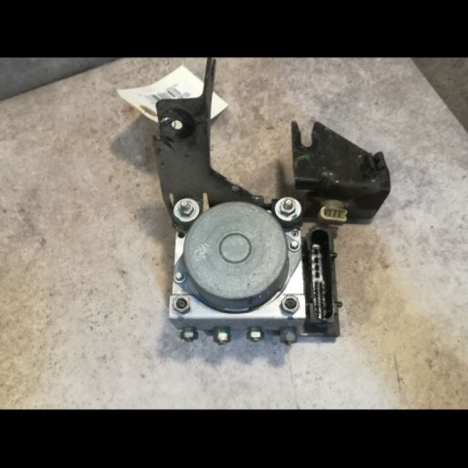 Unité hydraulique ABS occasion DACIA SANDERO I Phase 1 06-2008->10-2012 1.5 DCI 70ch 8201063079 2