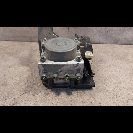 Unité hydraulique ABS occasion DACIA SANDERO I Phase 1 06-2008->10-2012 1.5 DCI 75ch 8201063079