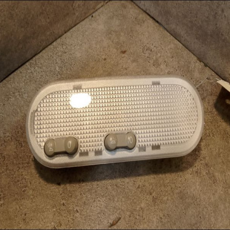 Plafonnier occasion DACIA LODGY Phase 1 01-2012->... 1.5 DCI 90ch 8200073231