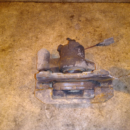 Etrier de frein avant gauche occasion FIAT 500 II 500 II Phase 1 2007-07-01->2016-03-31 1.2i 69ch 77364676