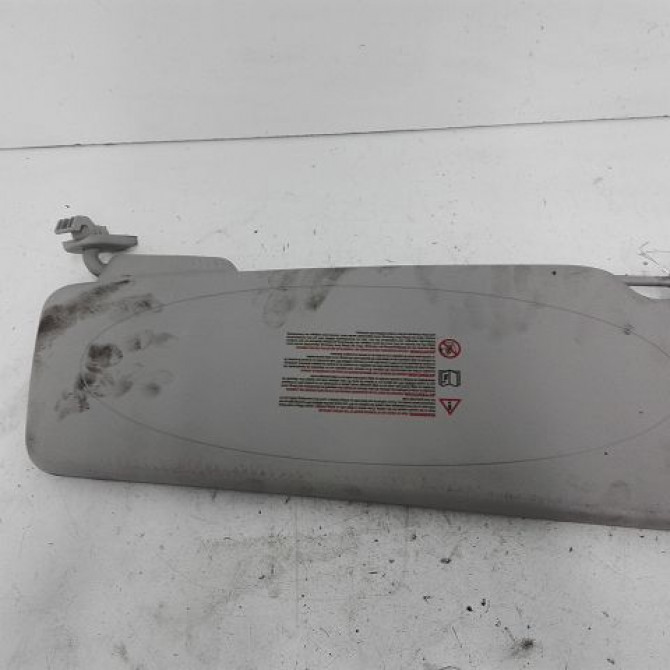 Pare-soleil droit occasion RENAULT KANGOO II Phase 1 01-2008->03-2013 1.5 DCI 85ch 8200928803 1