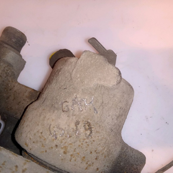 Etrier de frein avant gauche occasion FIAT 500 II 500 II Phase 1 2007-07-01->2016-03-31 1.2i 69ch 77364676 3