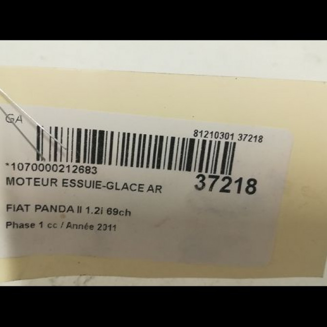 Moteur essuie-glace arrière occasion FIAT PANDA II Phase 1 09-2003->12-2012 1.2i 69ch 51864399 3