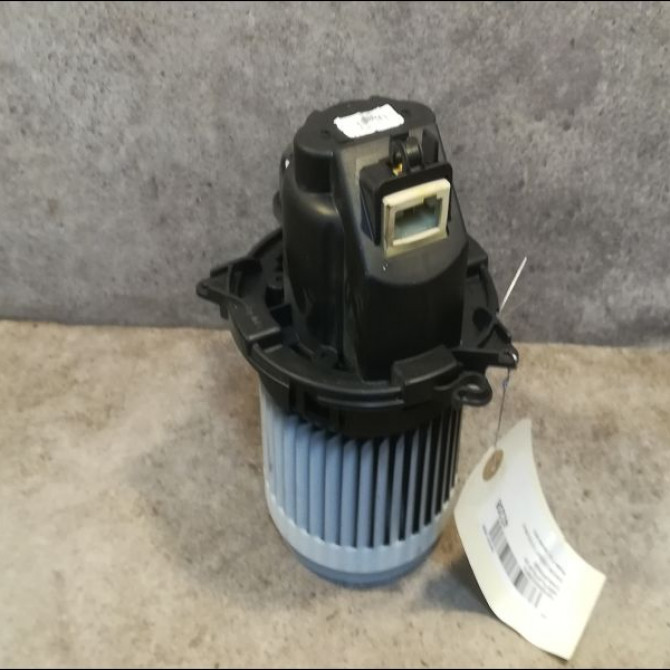 Ventilateur de chauffage occasion DACIA LODGY Phase 1 01-2012->... 1.5 DCI 90ch 272103931R 1