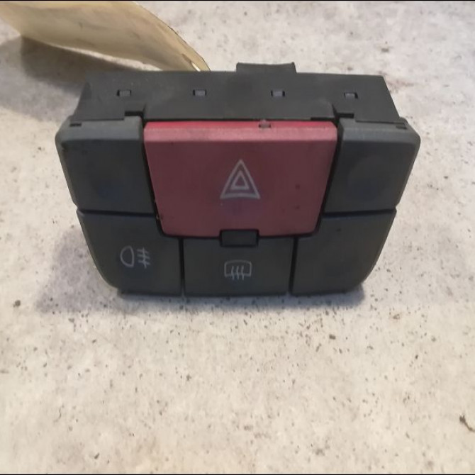 Bouton de warning occasion FIAT PANDA II Phase 1 09-2003->12-2012 1.1i 1