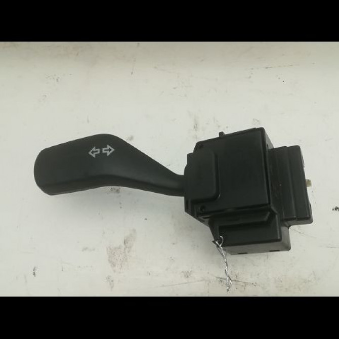 Commande clignotant occasion FORD FOCUS II Phase 1 09-2004->12-2007 1.8 TDCI 115ch 1362588 1