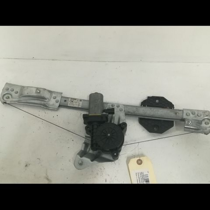 Mecanisme + moteur lève-glace avant droit occasion DACIA SANDERO II Phase 1 10-2012->... 1.5 DCI 90ch 807209299R 1