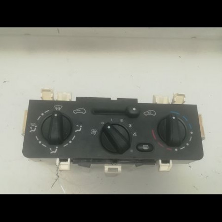 Commande de chauffage occasion CITROEN C2 Phase 1 09-2003->10-2008 1.1i 6451KP