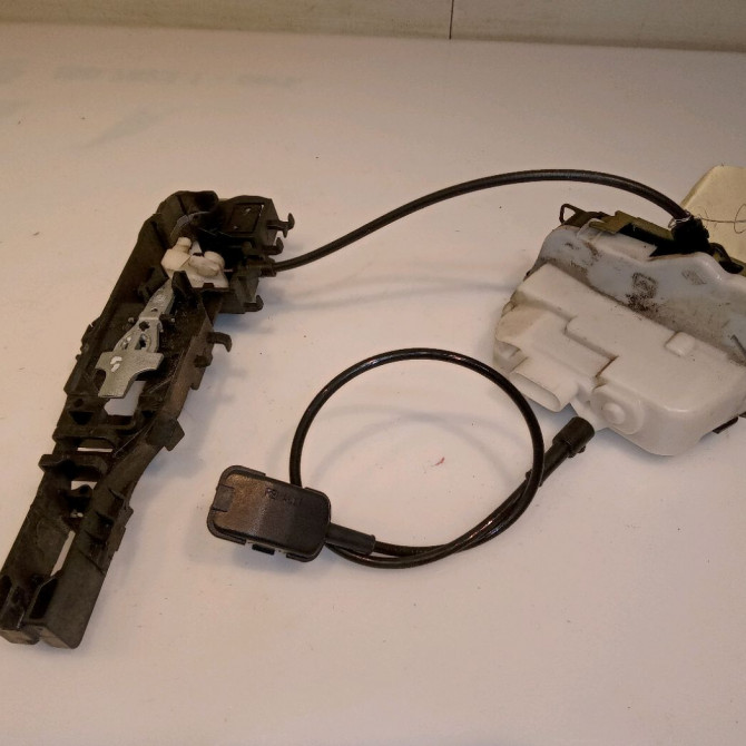 Serrure porte arg occasion RENAULT MEGANE II Phase 2 01-2006->06-2009 1.5 DCI 85ch 8200028430 3