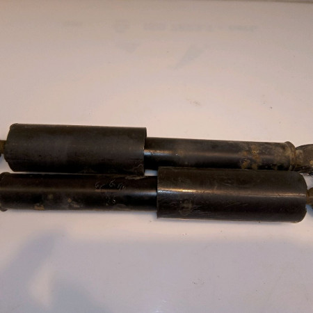 Amortisseur arrière droit occasion RENAULT EXPRESS Phase 2 09-1994->09-1997 1.9 D 55ch 562104871R