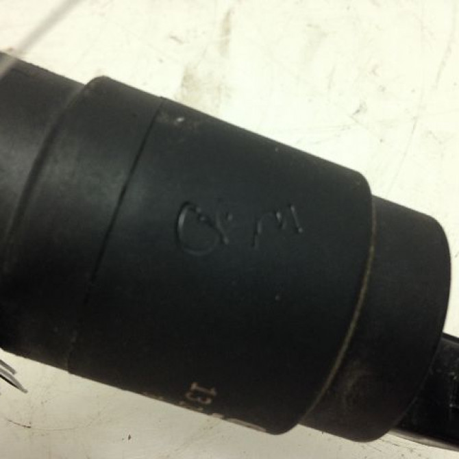 Pompe lave-glace avant occasion OPEL MERIVA I Phase 2 01-2006->09-2010 1.3 CDTI 75ch 90585762 3