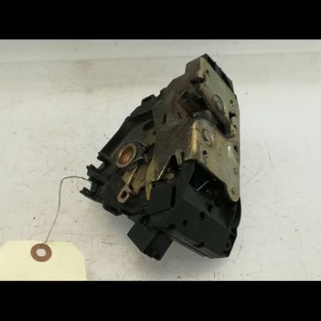 Serrure porte ard occasion FORD FOCUS I Phase 1 10-1998->09-2004 1.4i 4698326