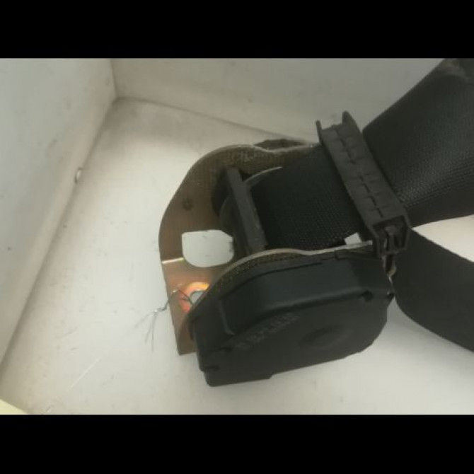 Ceinture arrière gauche occasion FORD FOCUS I Phase 1 10-1998->09-2004 1.8 TDDI 90ch 1222906 2