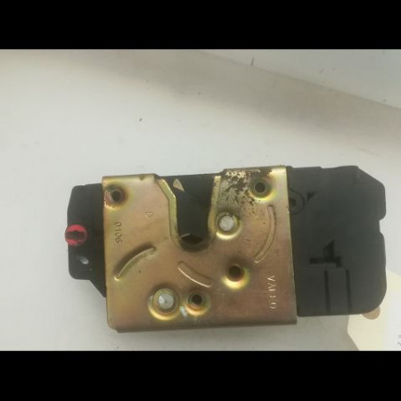 Serrure porte ard occasion PEUGEOT 206 Phase 1 09-1998->03-2009 1.4 HDI 9138G1