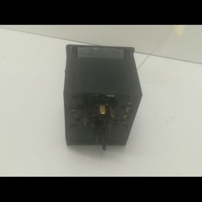 Interrupteur commande de phares occasion OPEL ZAFIRA I Phase 1 03-1999->07-2005 2.2 DTI 16v 125ch 92115268 2