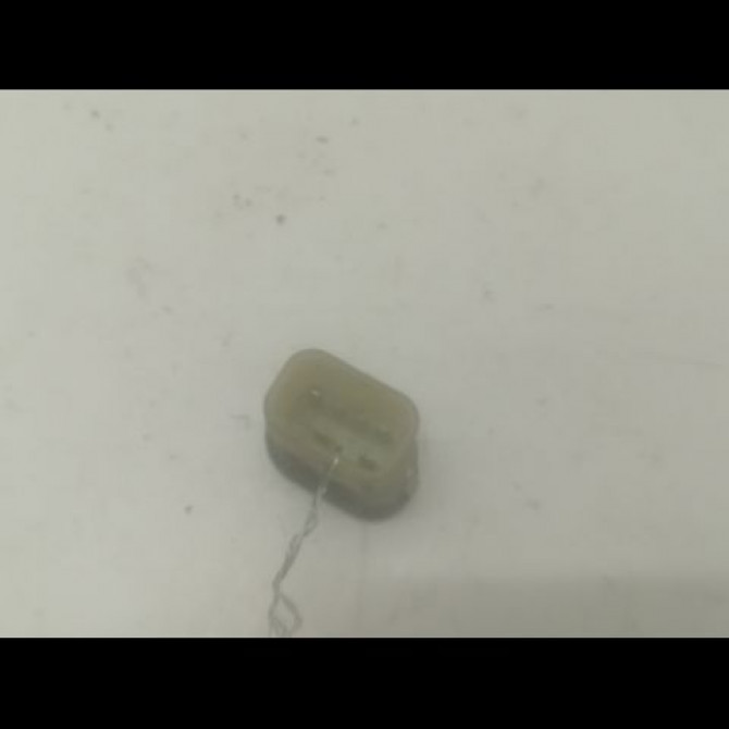 Commande lève-glace porte avant droite occasion FORD FOCUS I Phase 1 CLIPPER 10-1998->12-2004 1.8 TDDi 90ch 2