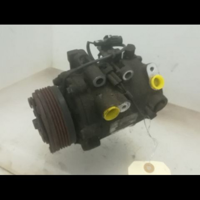 Compresseur air conditionne occasion SUZUKI SWIFT III Phase 1 03-2005->09-2011 1.3i 90ch 9520062JA0 1