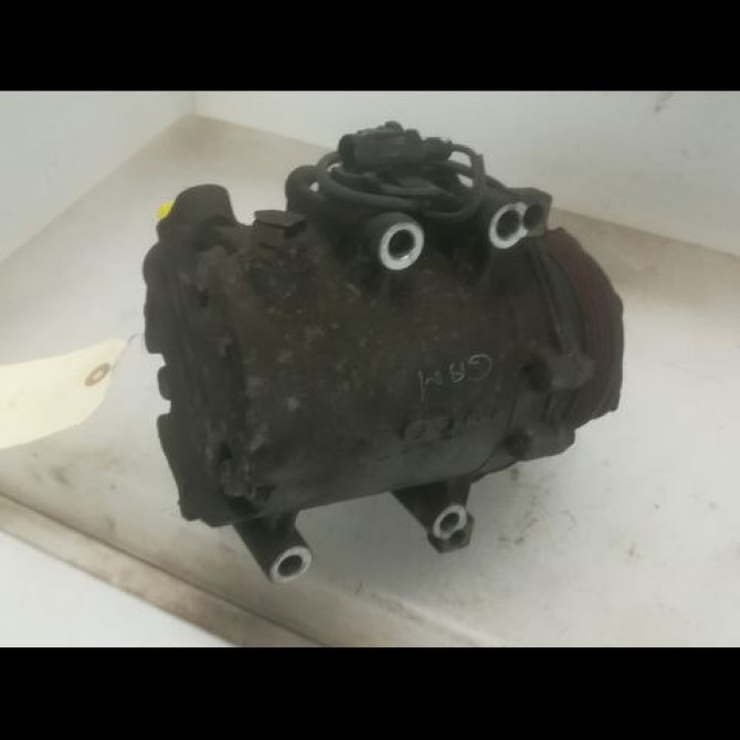 Compresseur air conditionne occasion SUZUKI SWIFT III Phase 1 03-2005->09-2011 1.3i 90ch 9520062JA0 2